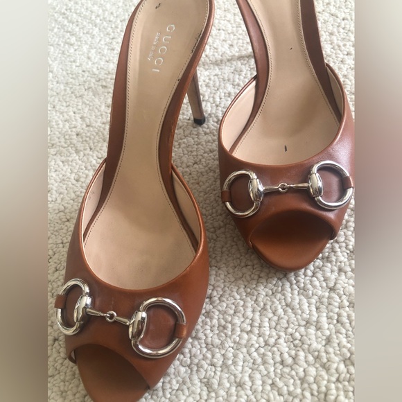 Gorgeous Slide high heel. Size 38.5 - Picture 2 of 3